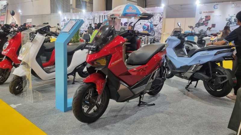 Beli Motor Listrik Maka Cavalry di PEVS 2025 Dapet Cashback Rp2 Juta!